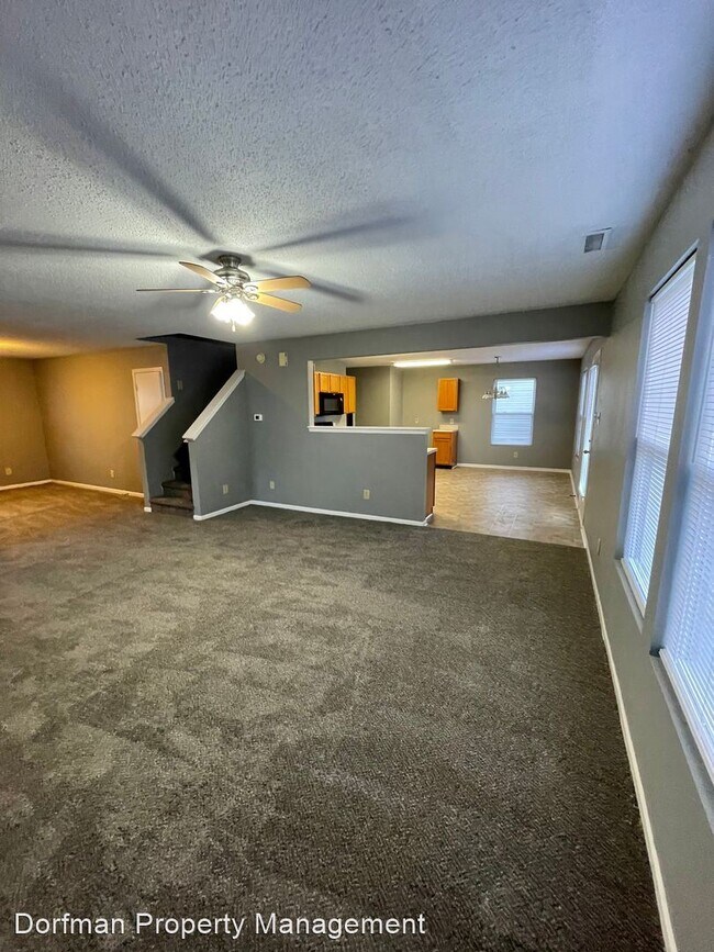 Foto del edificio - 3 br, 2.5 bath House - 843 N Streamside Dr