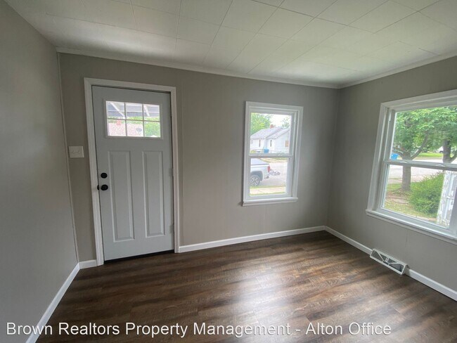Foto del edificio - 1 br, 1 bath House - 963 E Penning