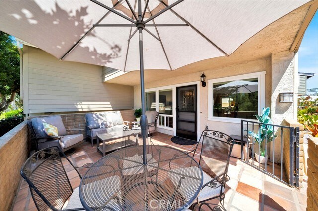 Building Photo - 24709 Santa Clara Ave