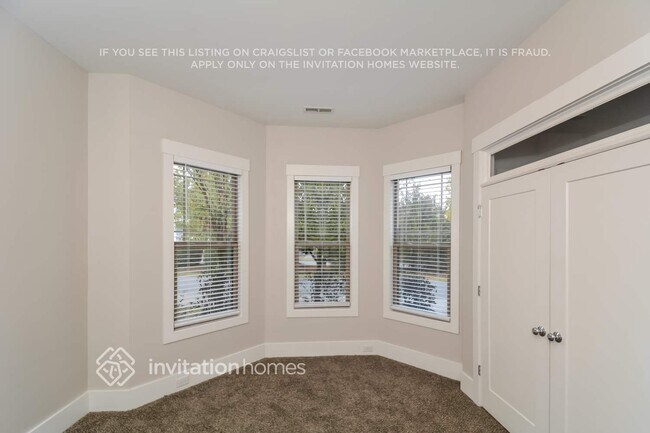 Foto del edificio - 2397 Briar Chapel Pkwy