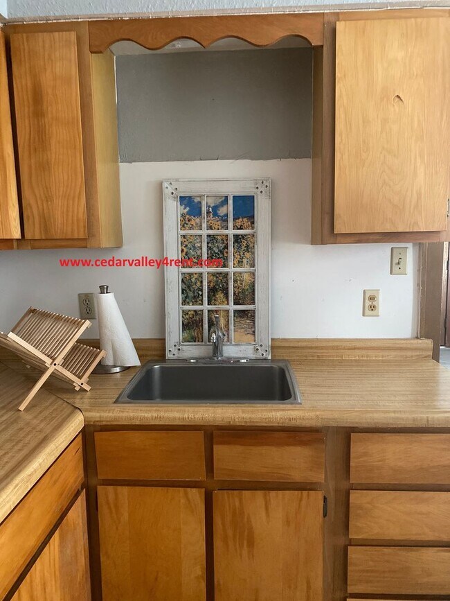 Foto del edificio - 218 Pleasant St