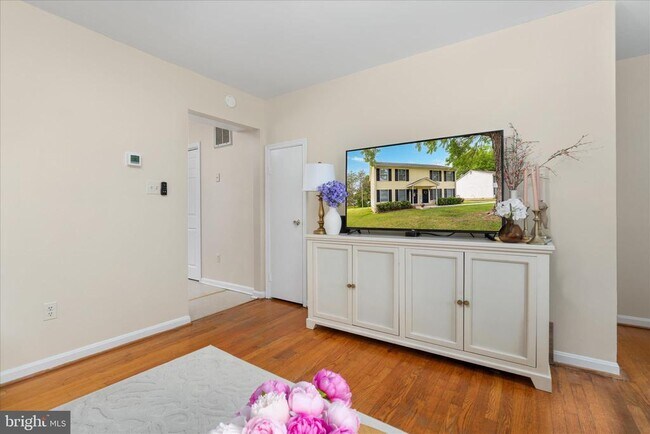 Foto del edificio - 208 N Rappahannock St