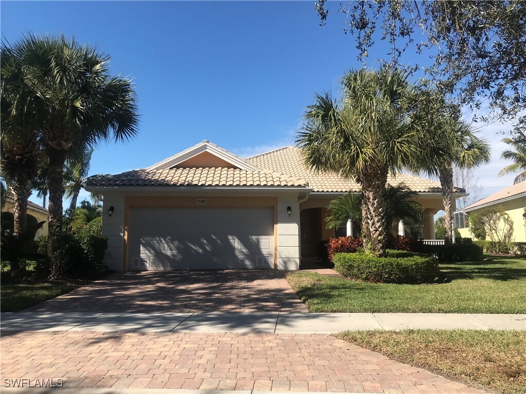 Foto principal - 15362 Scrub Jay Ln