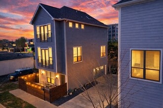 Building Photo - 1206 W 14th St
