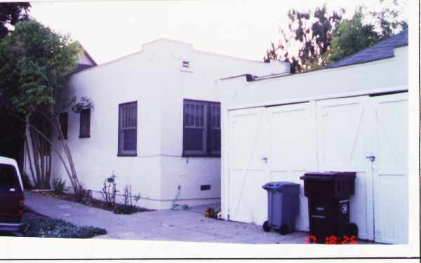 Building Photo - 4 Douglas St