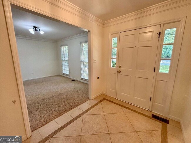 Building Photo - 4160 Creekwood Dr