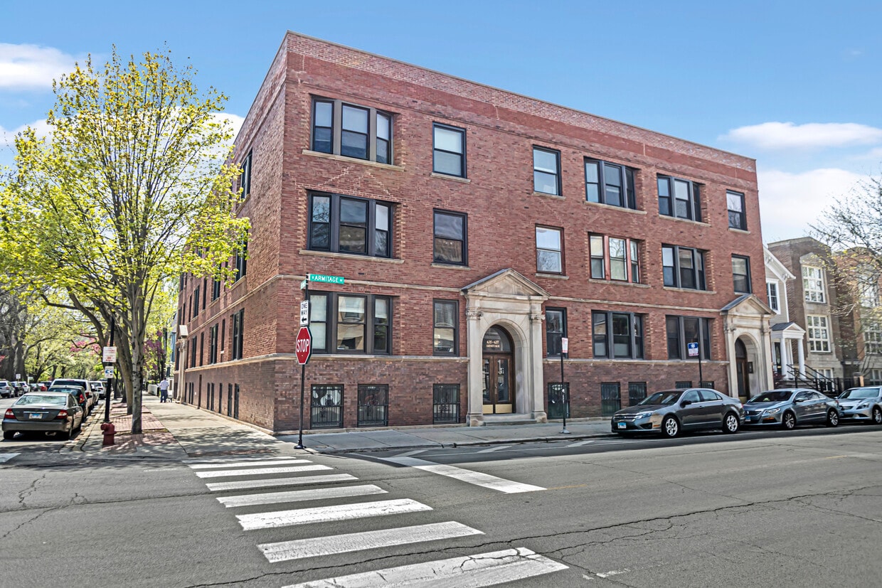 Primary Photo - 637 W Armitage Ave