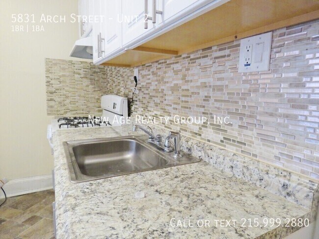 Foto del edificio - Charming New 1 Bedroom Apartment Rehab in ...