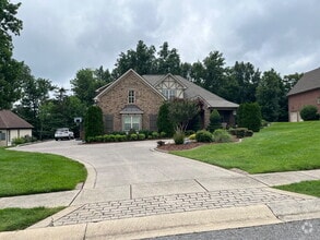 Building Photo - 1682 Sunset Park Dr