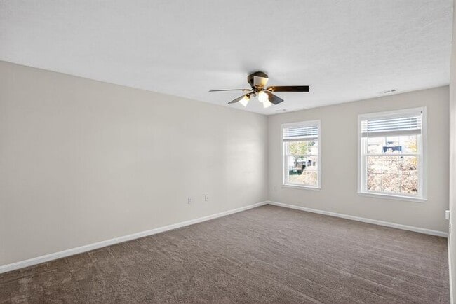 Building Photo - 47225 Schwartzkopf Dr