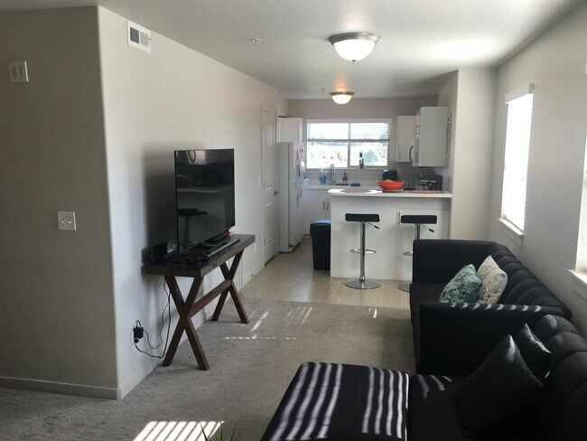 Foto del edificio - 1055 W 1033 N St