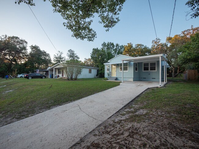 Building Photo - Historic District Rental Property!