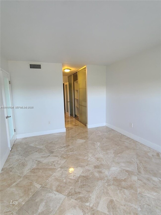 Foto del edificio - 16850 S Glades Dr