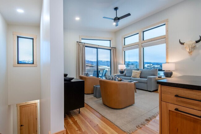 Foto del edificio - 3402 Alta Vista Dr