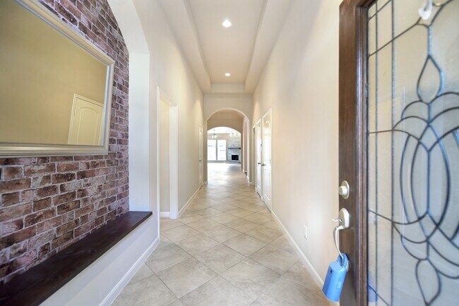 Foto del edificio - 26202 Basil View Ln