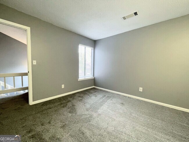 Foto del edificio - 94 Cobblestone Creek