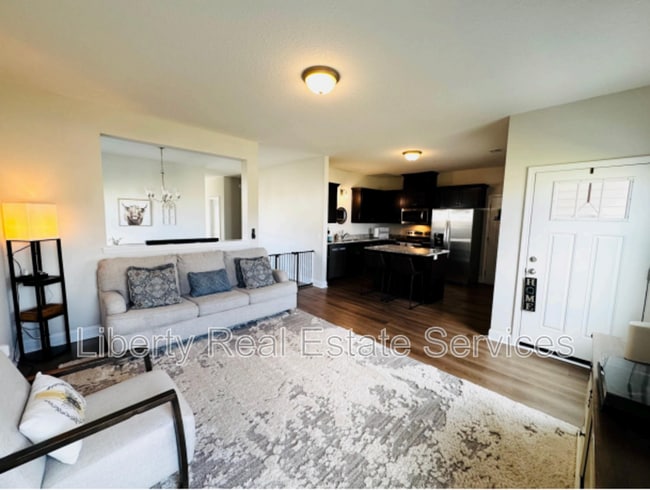 Building Photo - 342 Mcclelland Lp NE