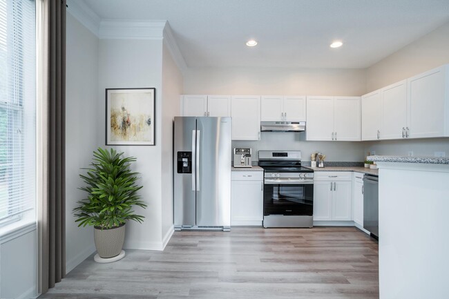 Building Photo - The Alcove at Birkdale Village