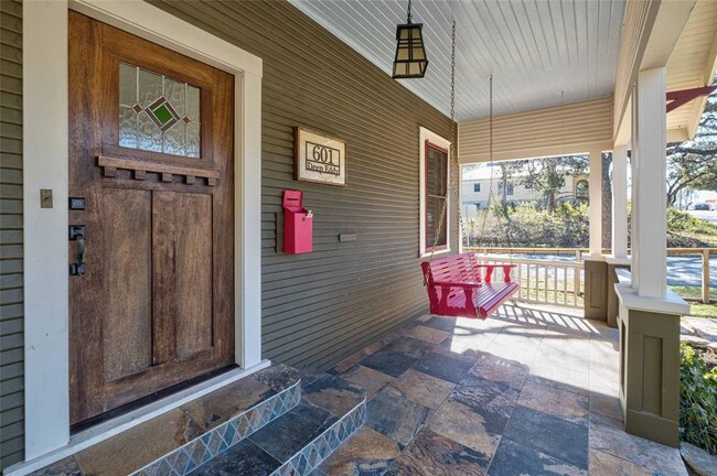 Building Photo - 601 Deep Eddy Ave