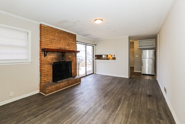 Foto del edificio - 4775 Ben Hill Rd