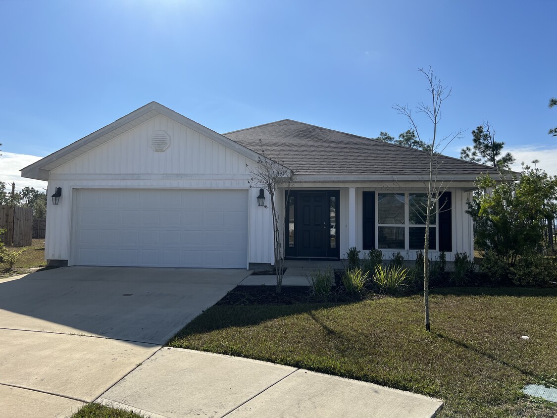 Foto principal - 194 Osprey Lake Rd