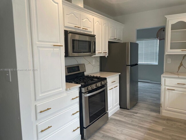 Foto del edificio - 10815 SW 157th Terrace