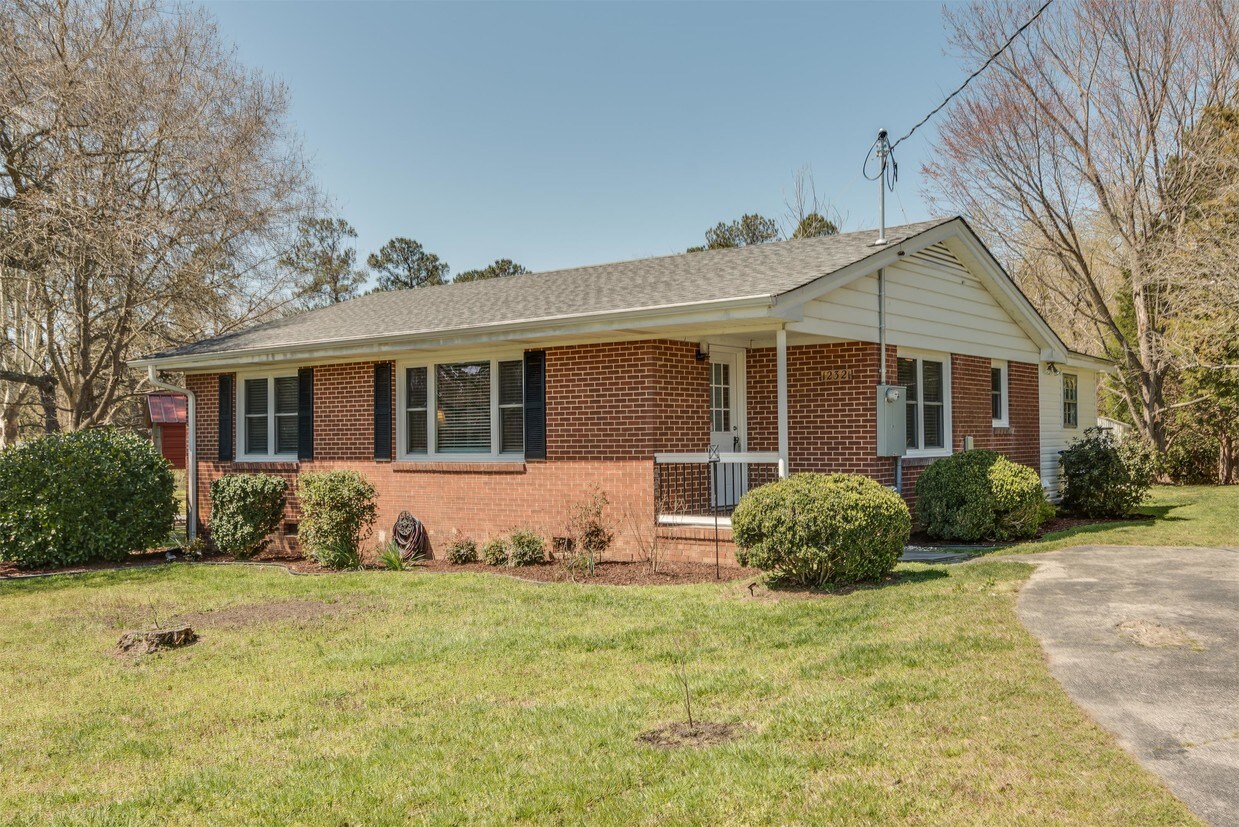Primary Photo - 12321 Old Falls of Neuse Rd
