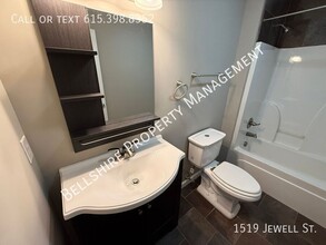 Building Photo - 1519 Jewel St