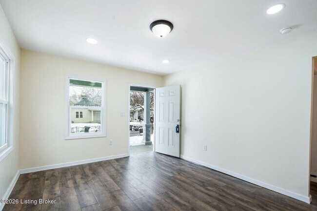Foto del edificio - 2642 Rowan St