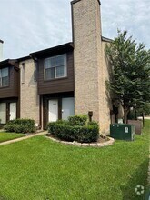 Building Photo - 2601 S Braeswood Blvd