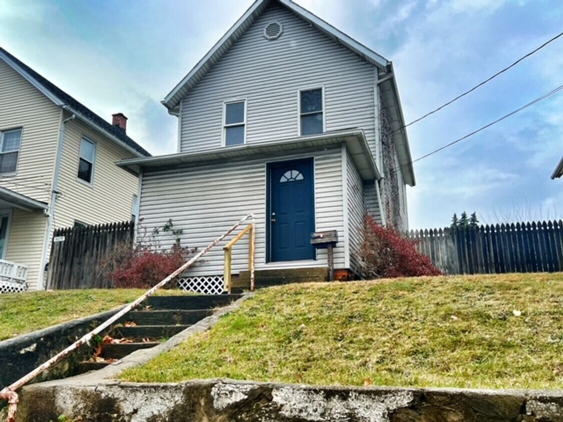 Primary Photo - Beautiful 3-Bedroom Home for Rent