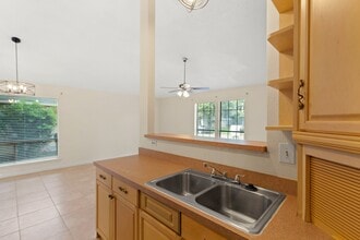 Building Photo - 5216 Beaverbrook Dr