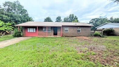 Building Photo - 1022 Woodbury Pl