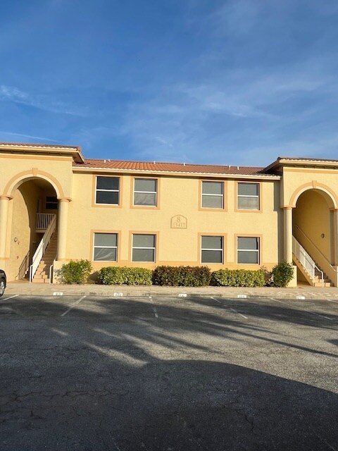 Foto del edificio - 15417 Bellamar Cir