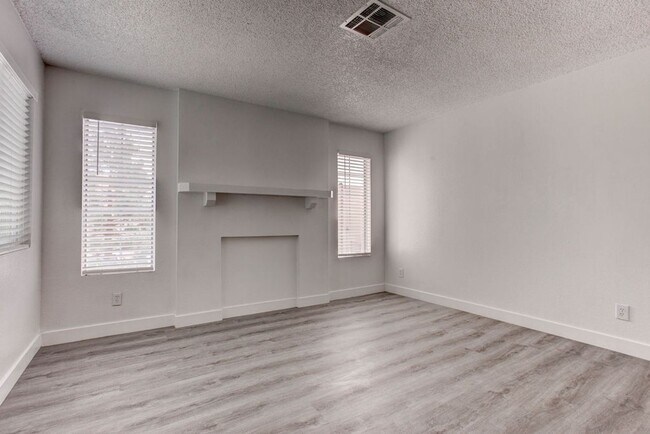 Foto del edificio - 921 Snug Harbor St