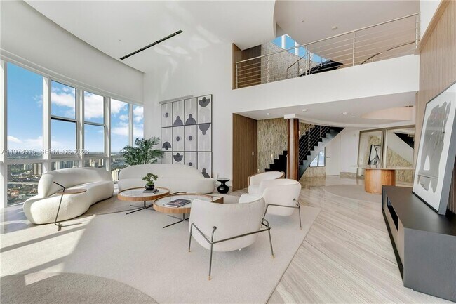 Foto del edificio - 18201 Collins Ave