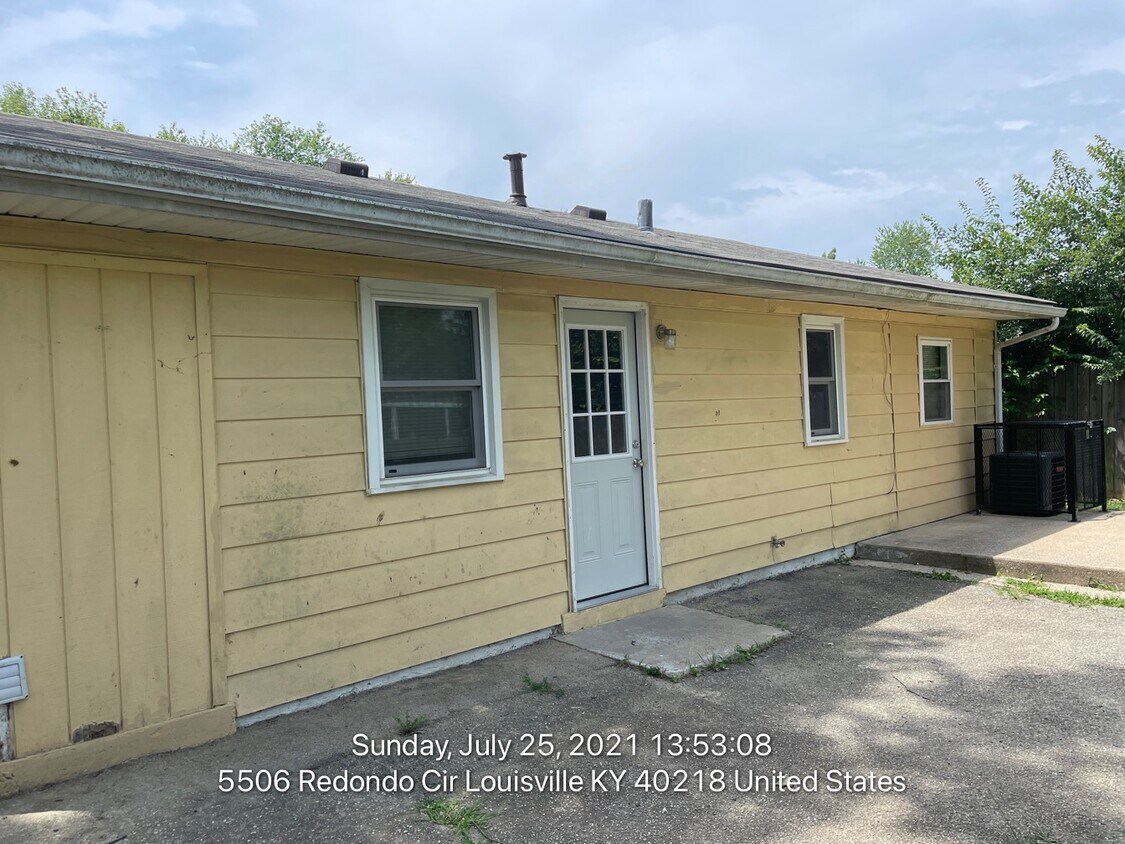 5117 Alba Way, Louisville, KY 40213 House Rental in Louisville, KY