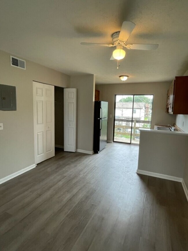 Building Photo - 2841 Frontier Ct