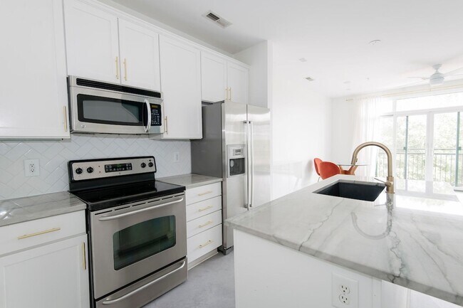 Foto del edificio - Live in the Heart of Downtown Raleigh!