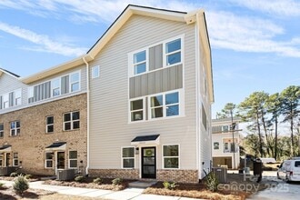 Building Photo - 3808 Odom Wy