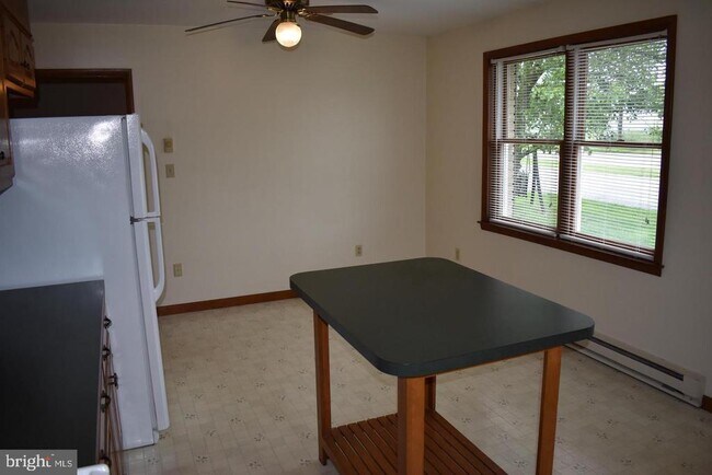 Foto del edificio - 9134 Letzburg Rd