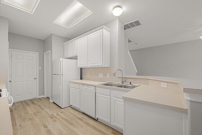 Building Photo - 17515 Kennesaw Mountain Ln