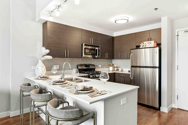 Foto del edificio - 1175 W Madison St