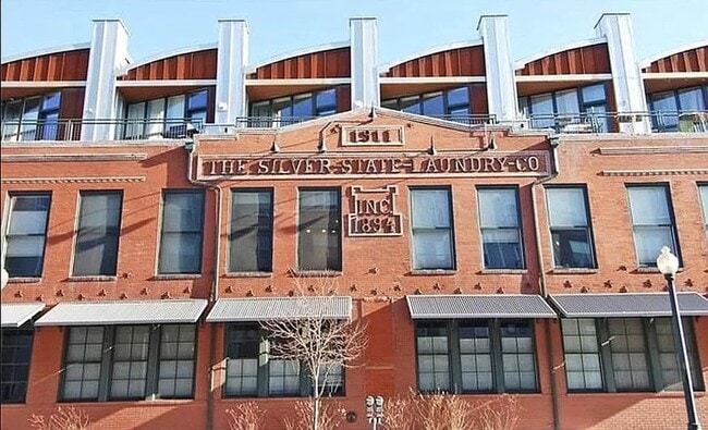 Building Photo - 2441 N Broadway