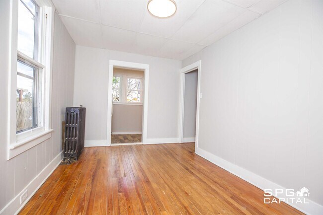 Foto del edificio - 529 E King St