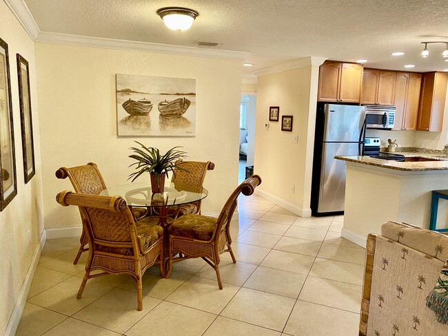 Building Photo - 9060 Blind Pass Rd