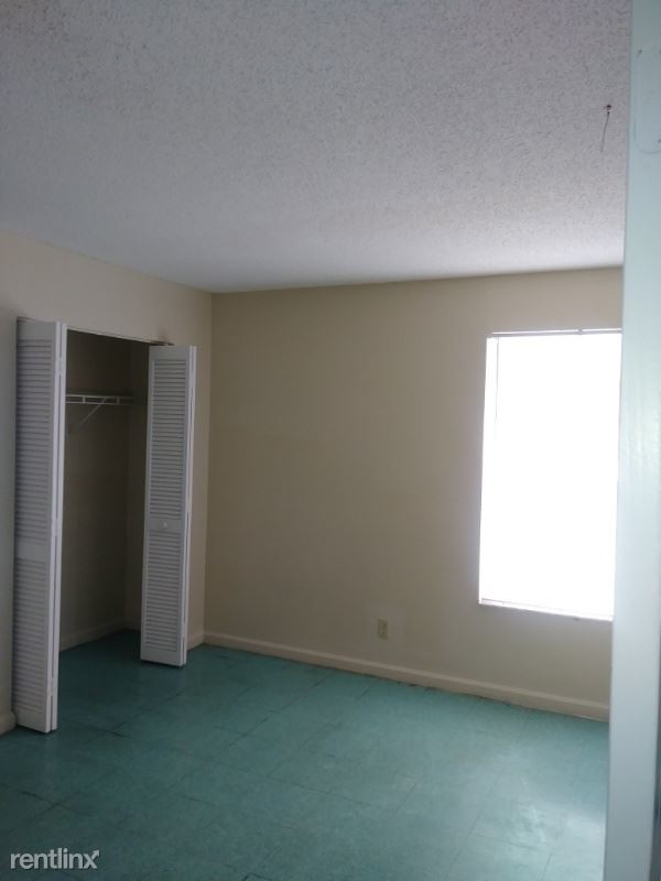 Building Photo - 3 br, 2 bath Condo - 1316 Brandywine Drive