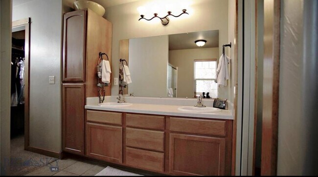 Foto del edificio - Harvest Creek Charmer!