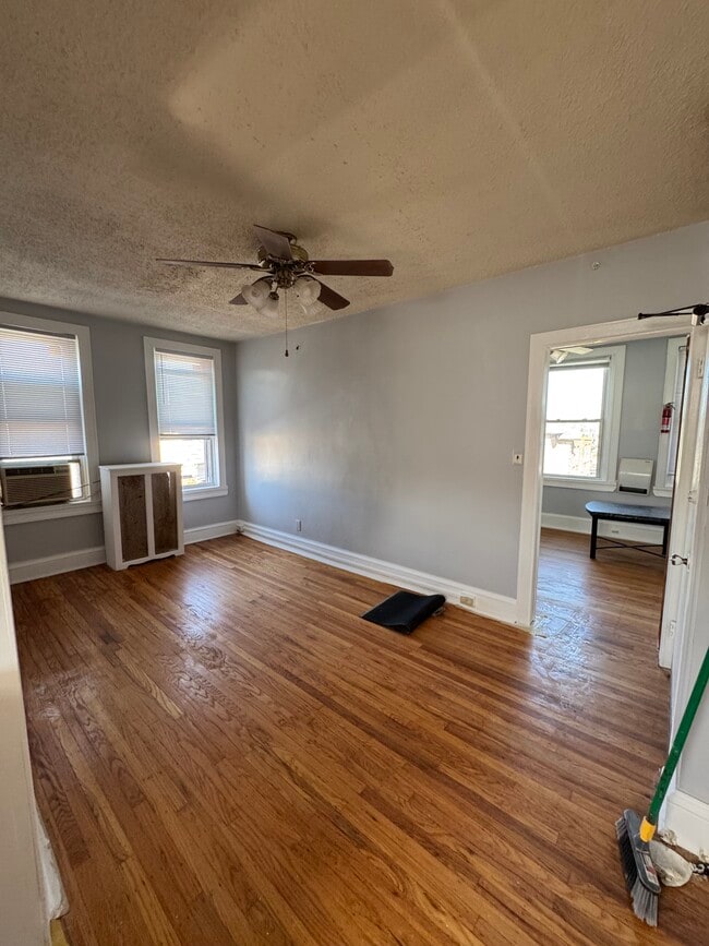 Building Photo - 628 Wynnewood Rd