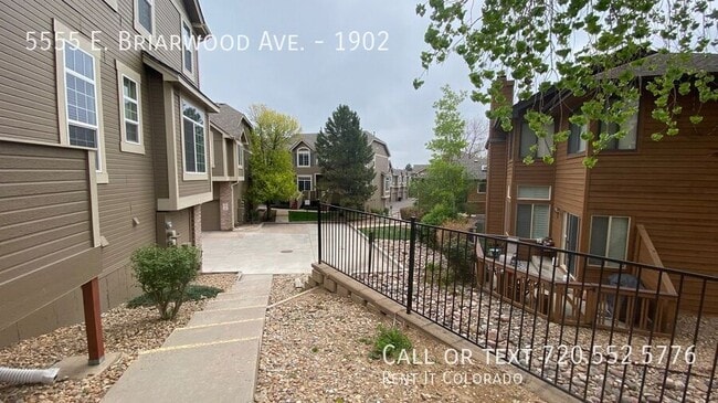 Building Photo - 5555 E Briarwood Ave